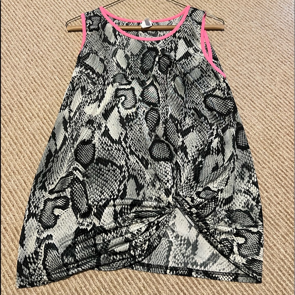 lily pad snake skin top!